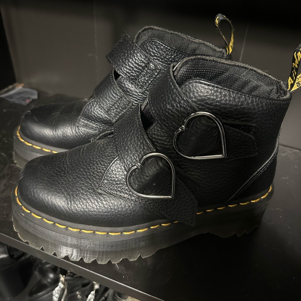 Dr marten boots